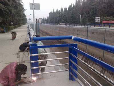 道路護欄進行表面鍍鋅有哪些好處呢？